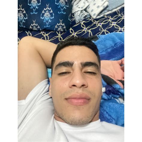 Ha solicitado seguirte Hola 👋 de donde eres