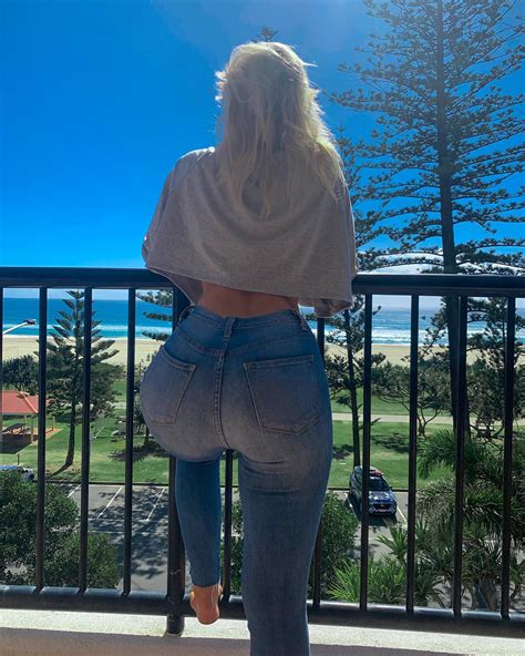 Holly Coffey - Home | Facebook