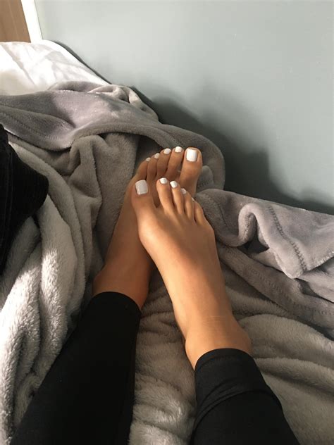 Celeste-Feet (u/Celeste-Feet) - Reddit