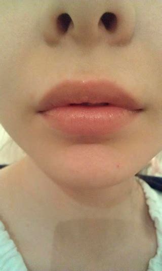 Губная помада Rouge Edition (оттенок № 2 Beige Trench) от Bourjois ...