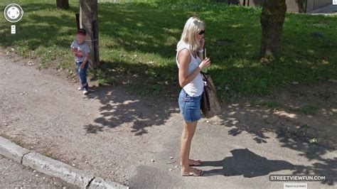 Estonian mom - STREETVIEWFUN
