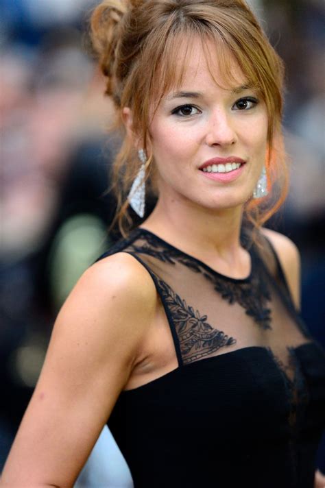Pictures of Élodie Fontan