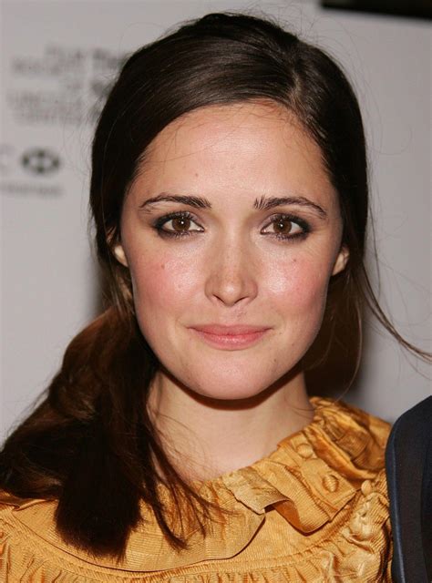 Download Rose Byrne At 44th New York Film Festival Wallpaper