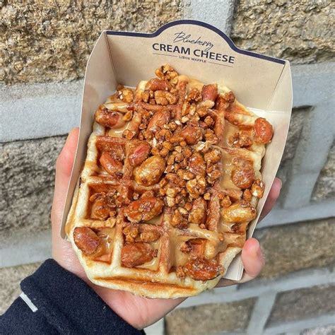 🍮 - itsumi | Waffle shop, Food truck menu, Cafe food