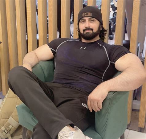 actor asad malik  valuable fitness tips reviewitpk