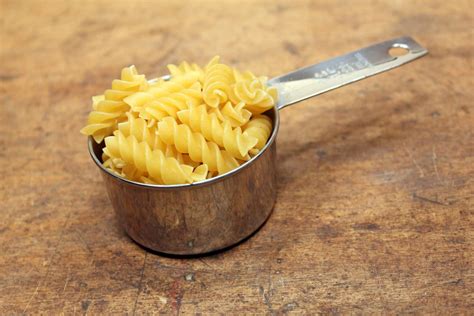 What Is the Pasta Serving Size in Grams? - Recipes.net