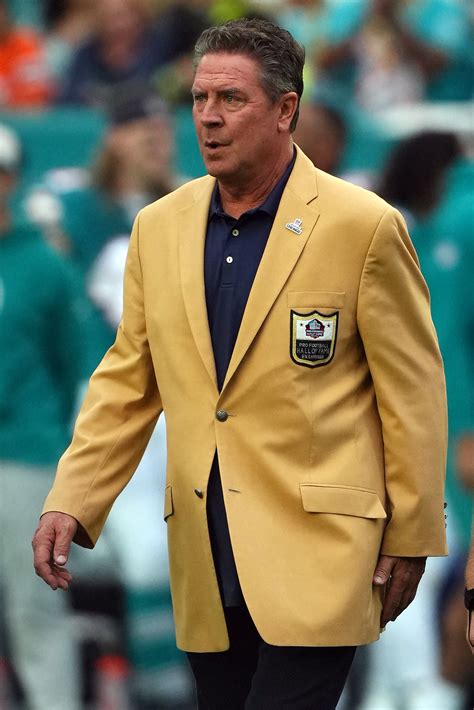 NFL legend Dan Marino announces private health battle he has kept