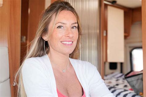 Strong Island - Cougar-dating.ca