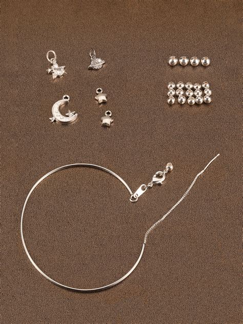 Enigmatic Universe | This Mysterious Bracelet Is Composed Of Stars ...