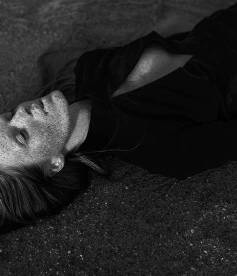 Fashion editorial for Viela Clothing on Behance