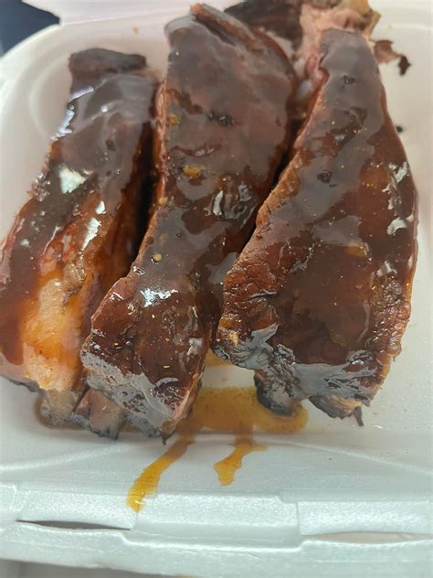 Rays world famous bar b Que... - Rays world famous bar b Que