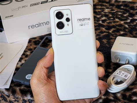 Realme GT 2 Pro Review with Pros and Cons - Smartprix