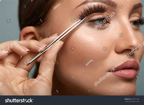 34,504 False eyelash Images, Stock Photos & Vectors | Shutterstock