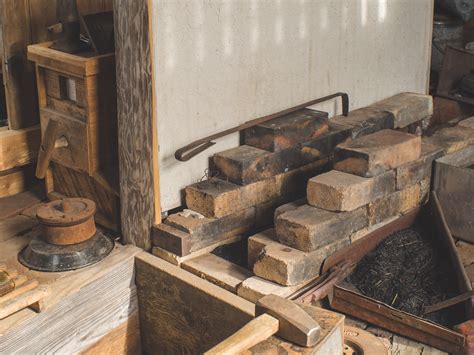 workshop crossed heart forge