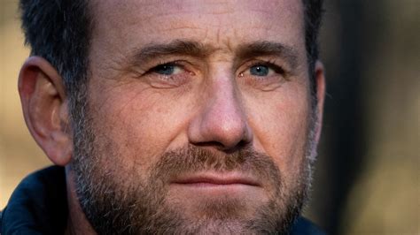 sas  dares wins star jason fox urges veterans  enrol  medical