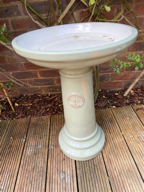 Heritage Garden Bird Bath in BR5 Bromley for £45.00 for sale | Shpock