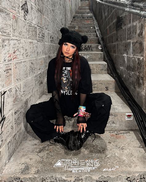 (okok)veronica !!! (@v.okay) • Instagram photos and videos