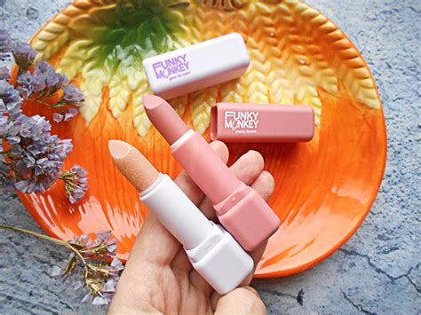 Новый бренд Funky Monkey. Обзор помады Plushy Lipstick и бальзама для ...