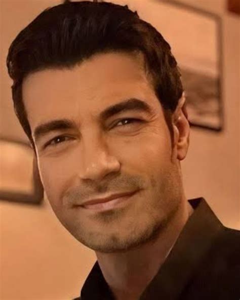 Murat Ünalmış Biography, Age, Series, Wife, Instagram, Height | Turkish ...