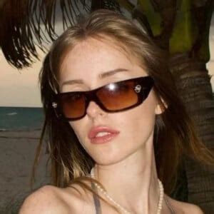 Julie Macaluso - Age, Family, Bio | Famous Birthdays
