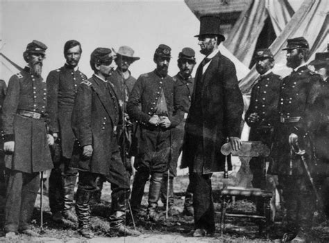 abraham-lincoln-at-antietam-during-civil-war - Union Military Leaders