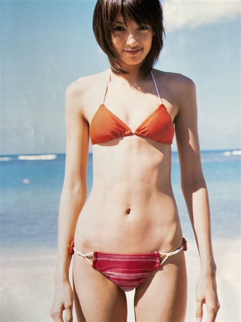 Yahoo!オークション - お宝 南明奈 ハイレグ水着グラビア 7P 切り抜き