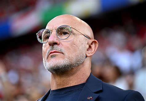 Luis de la Fuente’s Spain: How ditching big names, texting staff and