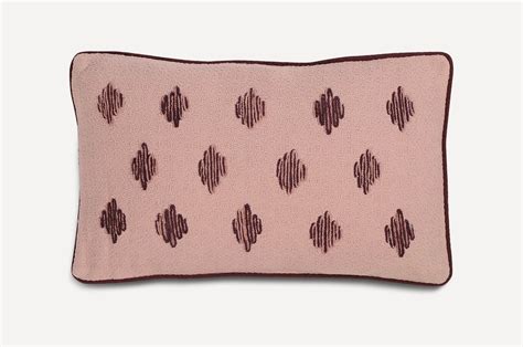 Подушка Этник 30x50 Pink – купить в Москве по цене 1 990 рублей в ...