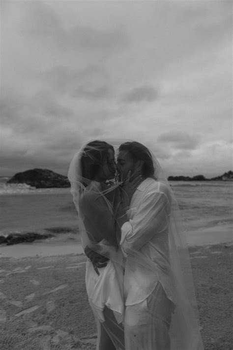 Romantic Elopement in Tulum - Jessika Taylor Photography