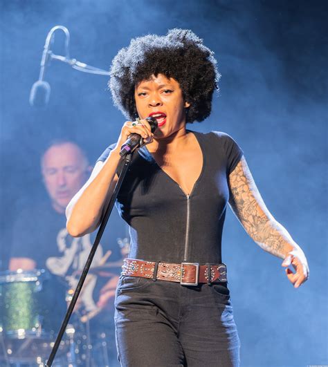 Åmåls Blues Fest IX - Nikki Hill Band - Fotosidan