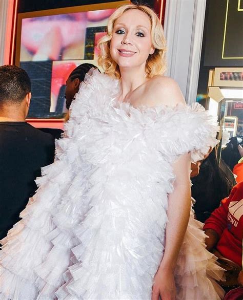 Gwen has been killing it for the past few days as usual, gorgeous ...