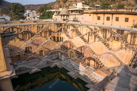 Premium Photo | Step well near the amber fort jaipur