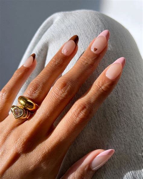 valentines nails ideas    arent  simple red hearts