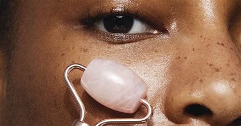 face rolling       benefits   facial roller porter