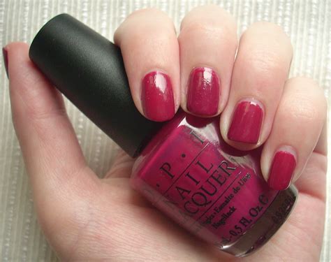 OPI Miami Beet nail polish review | Through The Looking Glass