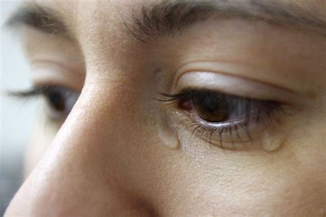 TIL tears have a different chemical make-up depending on whether they ...