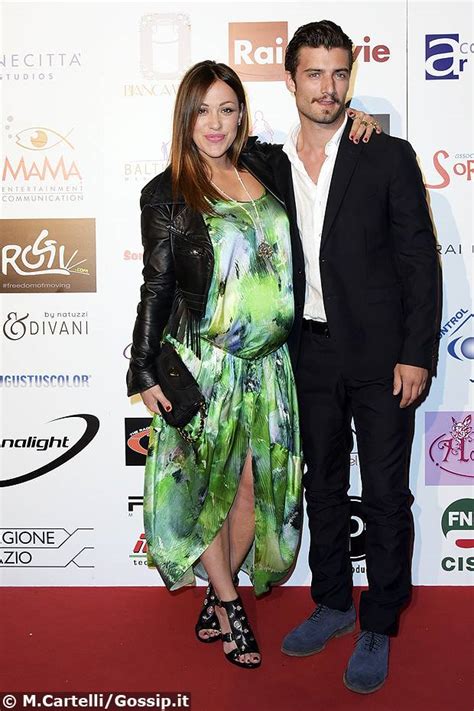 teresanna pugliese sul red carpet  il pancione gossipit