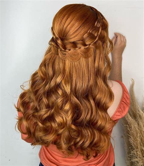 50 Bridesmaid Hairstyles to Fit Any Wedding Theme - Hair Adviser