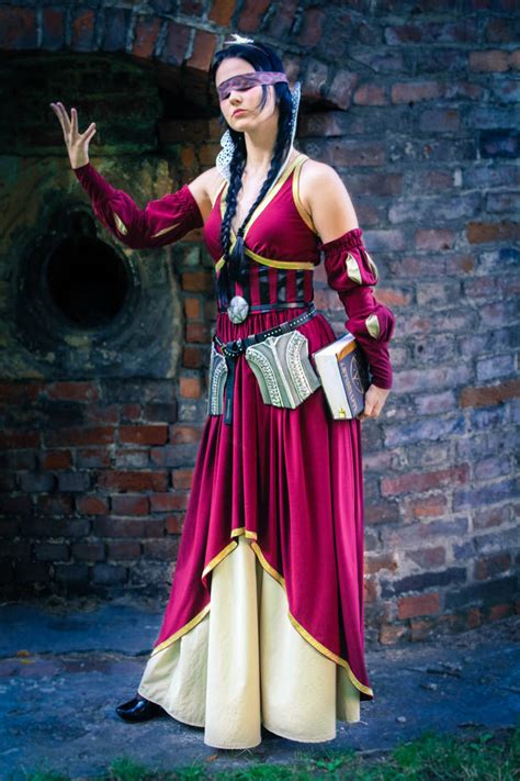 Philippa Eilhart by vrihedd1 on DeviantArt