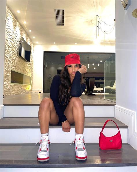 Mia Monroe 🦋 (@_miamonroee) • Instagram photos and videos