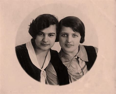 1,000+ Rostov Pictures