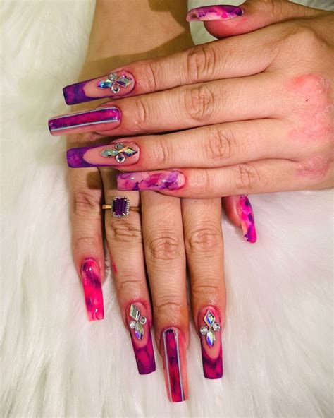 53+ Pink And Purple Nails You Will Love [2025]