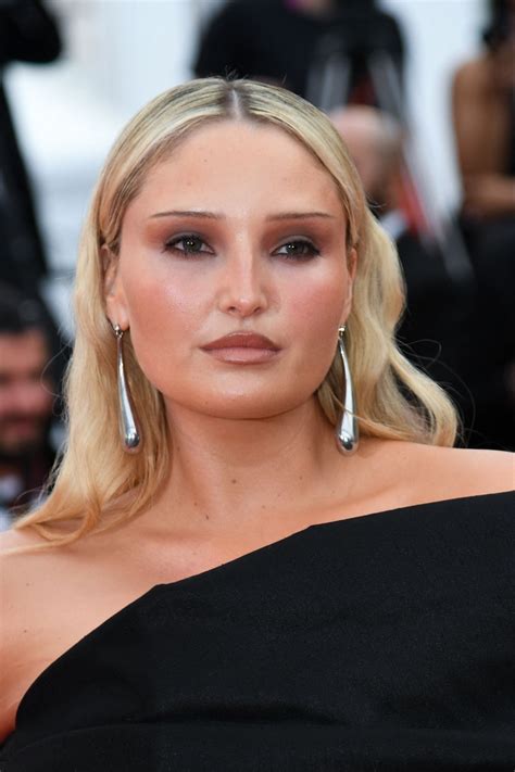 RILEY HEMSON at New Wave Premiere at 78th Cannes Film Festival 05/17