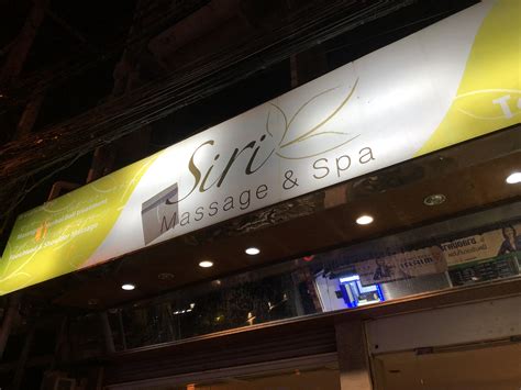 Siri Massage & Spa プロムポンの深夜まで賑わう本格タイマッサージ店!! - アジアの歩き方