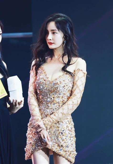 Yang Mi, sexy and beautiful - iNEWS