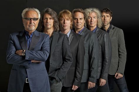 Foreigner to Perform 'The Hits Unplugged' at Carnegie Hall