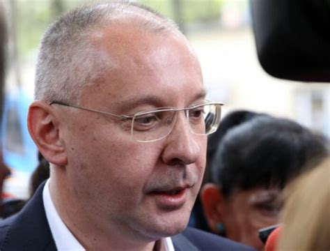 Станишев: БСП се превръща в авторитарна партия
