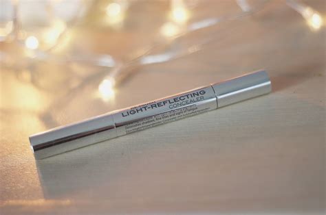 Catrice Re-Touch light-reflecting concealer - The Budget Life | Blog ...