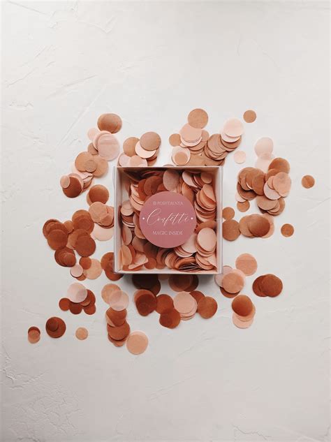 confetti конфеті конфетти свято