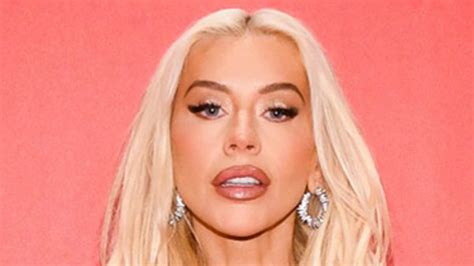 Christina Aguilera looks unrecognizable on red carpet amid Ozempic and ...